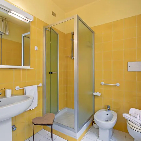 Attico Giancardi - Beachfront Sea-View Terrace Alassio