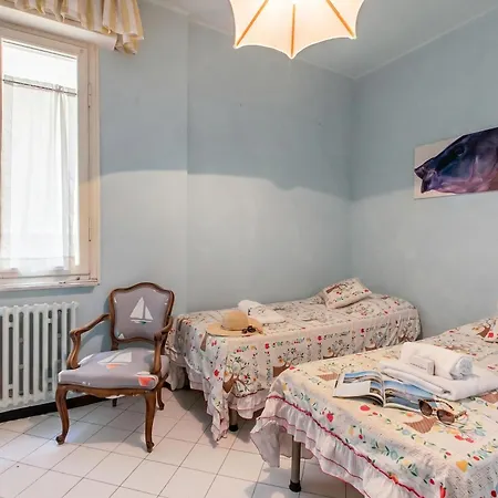 Attico Giancardi - Beachfront Sea-View Terrace Apartman Alassio